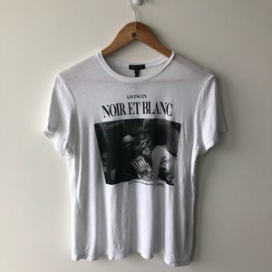 Noir Et Blanc Graphic Tee Shirt